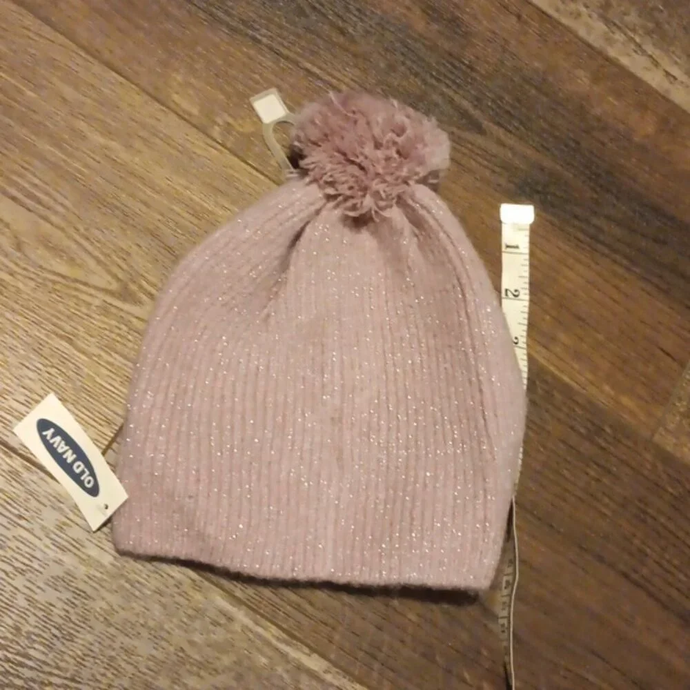 Old Navy toque - Picture 13 of 13